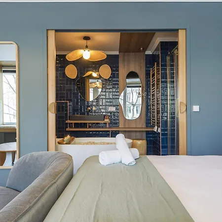 The Blue Alma Eiffel Tower * Paris