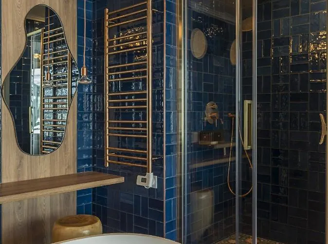 The Blue Alma Eiffel Tower Apartament