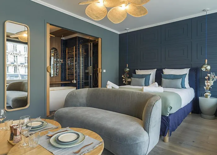 The Blue Alma Eiffel Tower Apartament Paryż