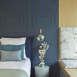 Апартаменты The Blue Alma Eiffel Tower *