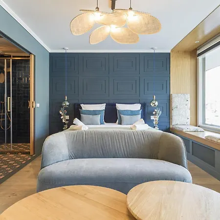 The Blue Alma Eiffel Tower Apartman